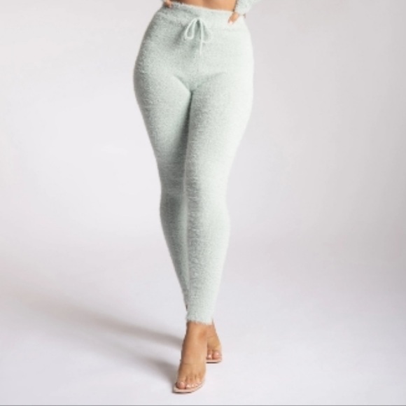 Meshki | Pants \u0026 Jumpsuits | Size Med 